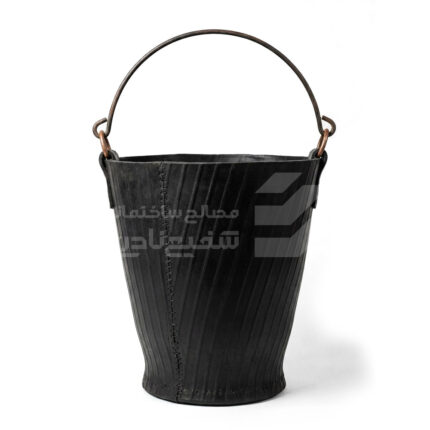 دلو لاستیکی کوچک پرمیخ